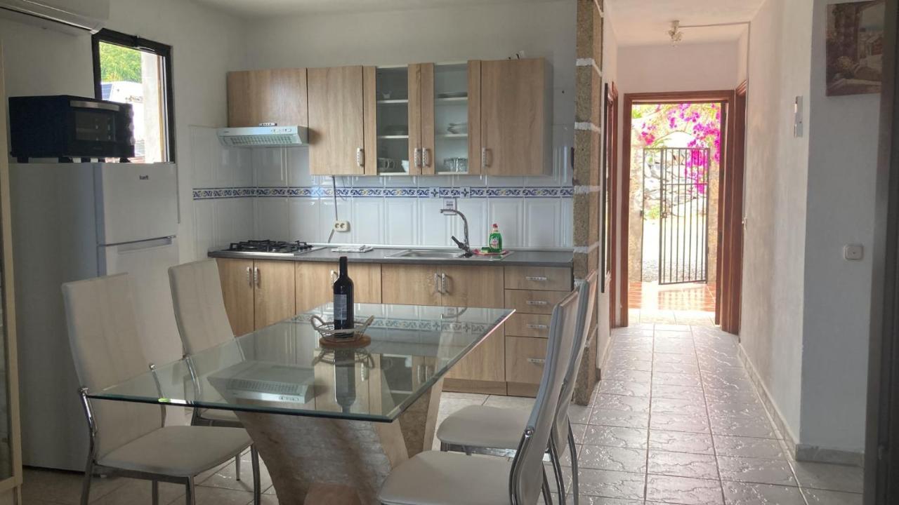 Lovely Two Bedroom Apartment With Amazing View Tejina de Isora Exterior photo